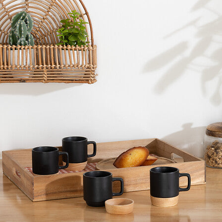 Set of coffee cups (4 pieces)