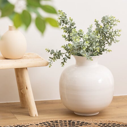 Մետաղական ծաղկաման