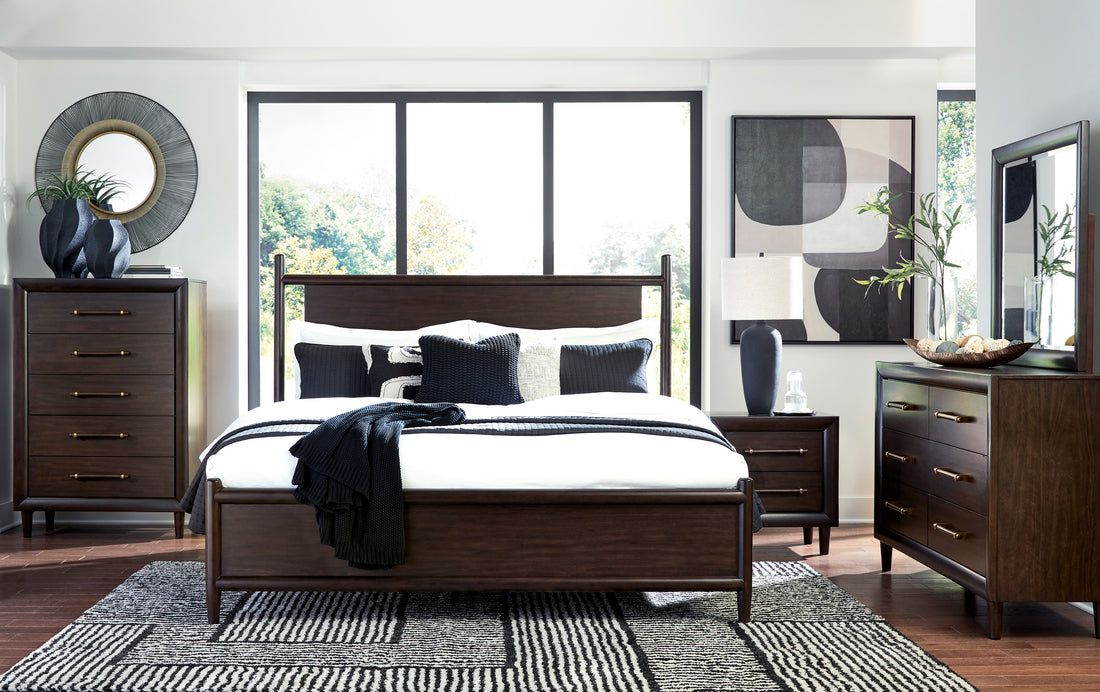 Dantenton queen-sized bedroom furniture set