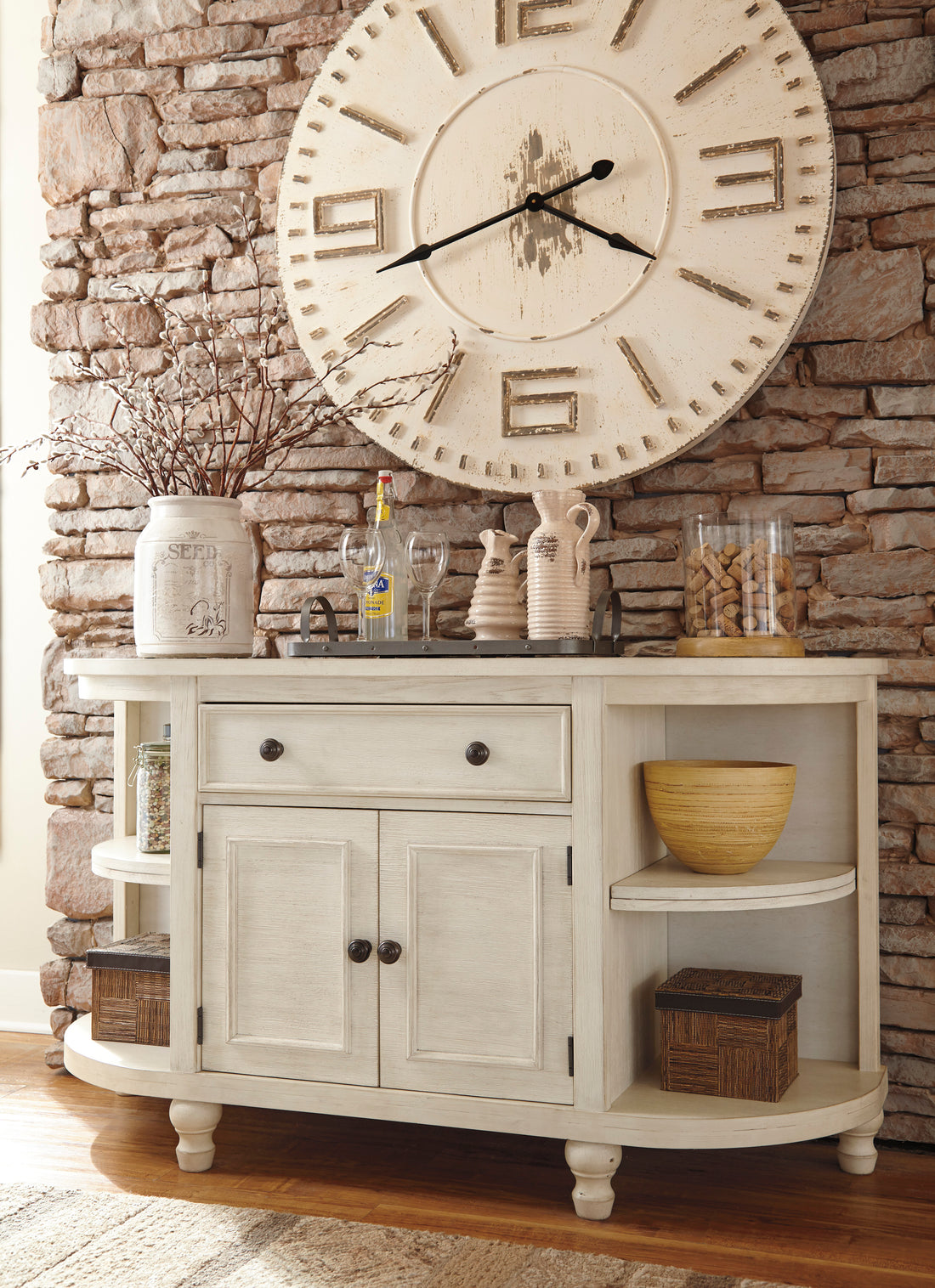 Moriville Dining Room Server