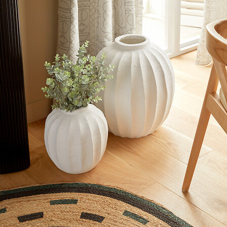 Ceramic vase Amia